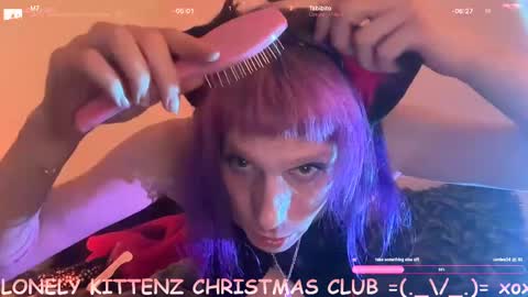 Snapshot of pixie_praxis chatting on 12/31/24, 07:42 pixie_praxis online show from 12/31/24, 07:42