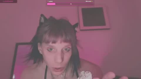 Snapshot of pixie_praxis chatting on 02/08/25, 12:39 pixie_praxis online show from 02/08/25, 12:39