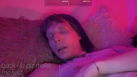 Snapshot of pixie_praxis chatting on 02/10/25, 11:04 pixie_praxis online show from 02/10/25, 11:04