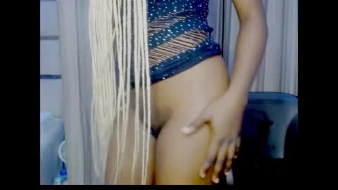 Snapshot of pixie_pulse chatting on 07/11/26, 06:38 Ella online show from 07/11/26, 06:38