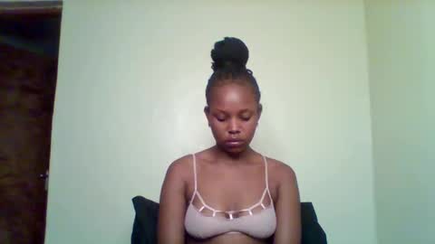 Majesty online show from 12/18/25, 03:45