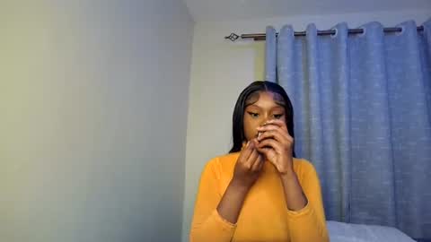 Snapshot of pixie_roman chatting on 07/30/26, 02:54 Majesty online show from 07/30/26, 02:54