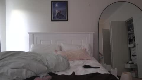 Snapshot of pixieasiangal chatting on 01/16/26, 08:29 pixieasiangal online show from 01/16/26, 08:29