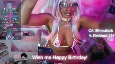 Snapshot of pixiebob25 chatting on 02/15/25, 04:58 Thekawaiidomme online show from 02/15/25, 04:58