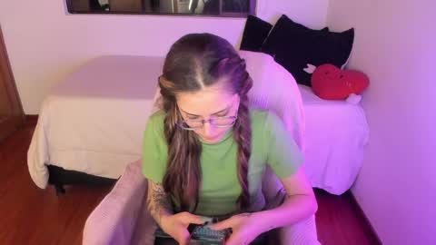 pixie online show from 05/16/26, 06:32