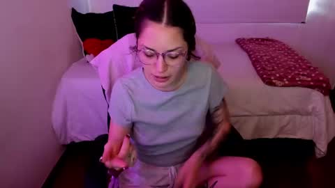 pixie online show from 06/11/26, 11:41