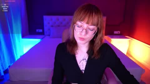 Snapshot of pixiepeachh chatting on 11/28/25, 02:31 pixiepeachh online show from 11/28/25, 02:31