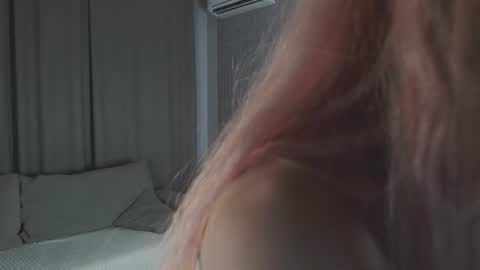 Mila online show from 07/16/26, 06:03