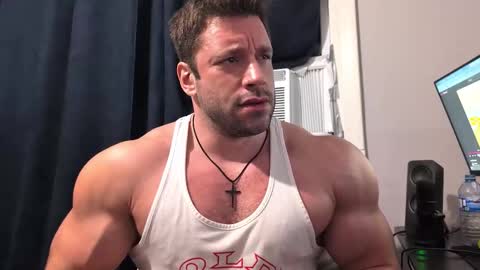 pizza_biceps online show from 01/17/26, 04:28