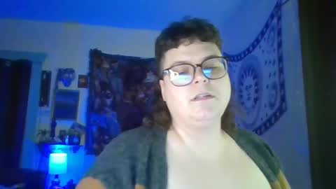 Snapshot of pizzabuttstuff chatting on 02/06/25, 02:00 daddy pizza online show from 02/06/25, 02:00