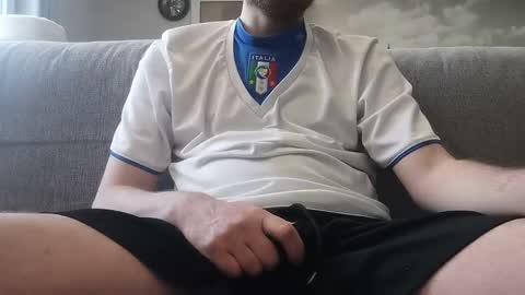 Snapshot of pladplad chatting on 12/11/24, 10:14 PLADPLAS online show from 12/11/24, 10:14