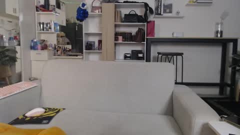 Snapshot of plasticgirll chatting on 03/08/25, 02:51 plasticgirll online show from 03/08/25, 02:51