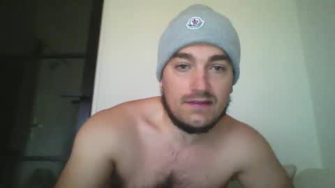 Snapshot of playboydutch chatting on 11/29/25, 02:42 playboydutch online show from 11/29/25, 02:42