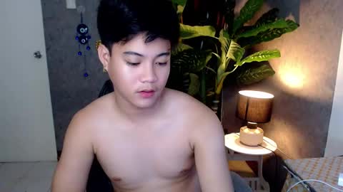 Snapshot of playful_kenzo chatting on 01/28/25, 02:53 Kenzo online show from 01/28/25, 02:53