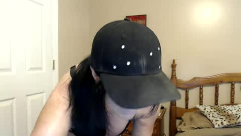 playfulkitten17 online show from 06/19/26, 03:16
