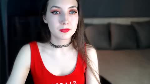Snapshot of playfullfoxyhere chatting on 12/06/24, 02:49 brenda online show from 12/06/24, 02:49