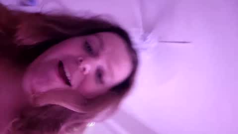 Snapshot of playfullilmissy chatting on 09/26/25, 07:07 playfullilmissy online show from 09/26/25, 07:07