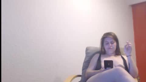 PlayfulSamira online show from 04/18/26, 07:07