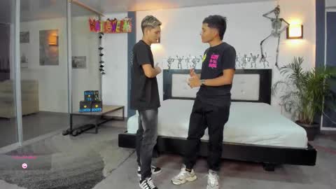   online show from 10/10/25, 10:53