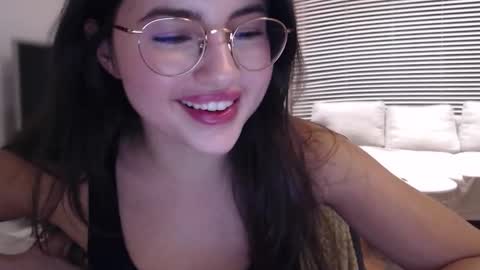 Snapshot of playnofuckinggames chatting on 09/11/25, 09:26 Mary online show from 09/11/25, 09:26