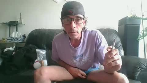 Snapshot of playoncam69 chatting on 12/16/24, 05:43 playoncam69 online show from 12/16/24, 05:43