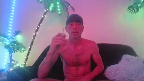 Snapshot of playoncam69 chatting on 11/03/25, 11:33 playoncam69 online show from 11/03/25, 11:33