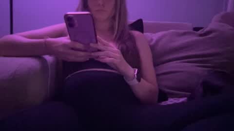 Caity online show from 05/10/26, 01:11