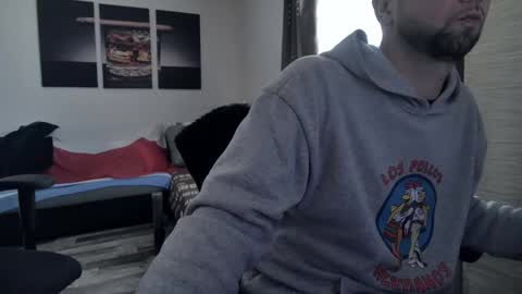 Snapshot of plboy23 chatting on 12/21/24, 10:39 Hello ask me . Im glad to see you here in my room. Welcome PVT is open online show from 12/21/24, 10:39