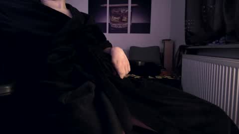 Snapshot of plboy23 chatting on 01/21/25, 02:54 Hello ask me . Im glad to see you here in my room. Welcome PVT is open online show from 01/21/25, 02:54