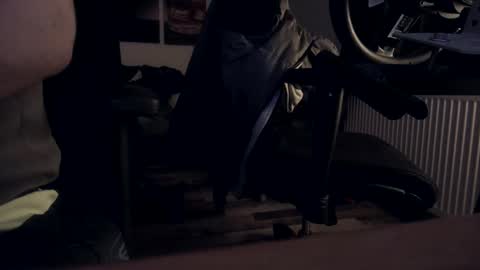 Snapshot of plboy23 chatting on 10/17/25, 07:16 Hello ask me . Im glad to see you here in my room. Welcome PVT is open online show from 10/17/25, 07:16