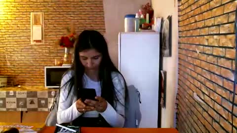 Snapshot of pleas3s_sweet chatting on 03/28/26, 08:36 pleas3s_sweet online show from 03/28/26, 08:36