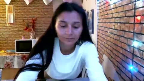 Snapshot of pleas3s_sweet chatting on 04/26/26, 09:29 pleas3s_sweet online show from 04/26/26, 09:29