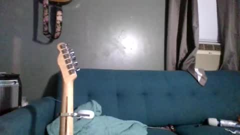 Snapshot of pleasantdinosaurus7537 chatting on 11/11/25, 04:12 pleasantdinosaurus7537 online show from 11/11/25, 04:12