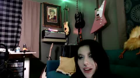 Snapshot of pleasantdinosaurus7537 chatting on 11/28/25, 12:08 pleasantdinosaurus7537 online show from 11/28/25, 12:08