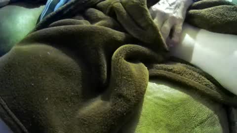 Snapshot of pleezsukit chatting on 02/28/25, 01:47 pleezsukit online show from 02/28/25, 01:47