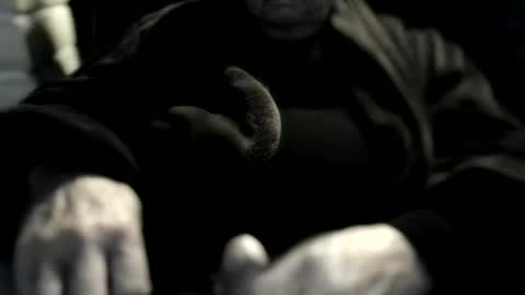 Snapshot of pleezsukit chatting on 10/15/25, 01:44 pleezsukit online show from 10/15/25, 01:44