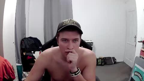plkrisztian online show from 05/04/26, 10:28