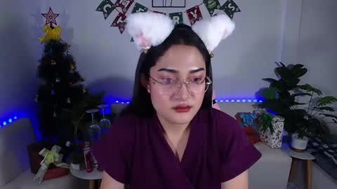Snapshot of ploysaithailand chatting on 12/20/24, 10:05 Ploysai online show from 12/20/24, 10:05