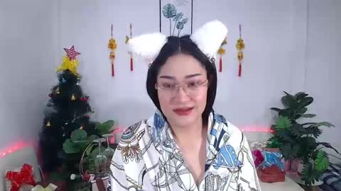 Snapshot of ploysaithailand chatting on 01/15/25, 11:40 Ploysai online show from 01/15/25, 11:40