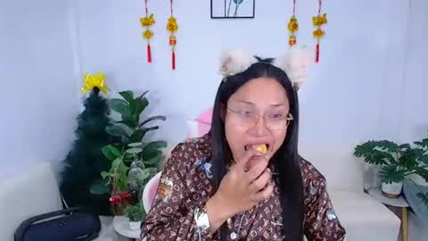 Snapshot of ploysaithailand chatting on 01/08/26, 03:14 Ploysai online show from 01/08/26, 03:14