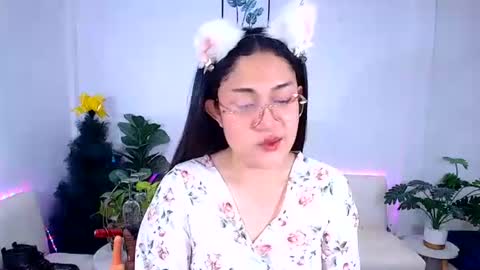 Ploysai online show from 06/09/26, 01:34