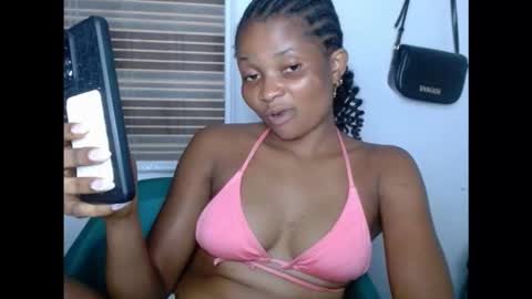 plumnjuicyx online show from 11/19/25, 09:26