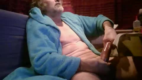 Fratzz online show from 02/17/25, 09:52