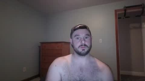 Snapshot of pluski155 chatting on 01/29/25, 12:01 Evan online show from 01/29/25, 12:01