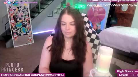 Snapshot of plutoprincess69 chatting on 09/29/25, 01:00 Pluto Princess online show from 09/29/25, 01:00