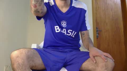 Snapshot of po3t3r0 chatting on 01/14/26, 10:36 juan online show from 01/14/26, 10:36