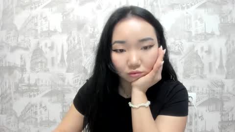 Snapshot of pocahontas654 chatting on 02/08/25, 06:33 Erica online show from 02/08/25, 06:33