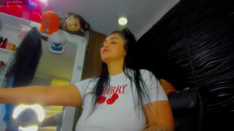 Snapshot of pocahontas_d chatting on 01/17/26, 03:39 catalina online show from 01/17/26, 03:39