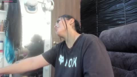 Snapshot of pocahontas_d chatting on 03/29/26, 01:11 catalina online show from 03/29/26, 01:11