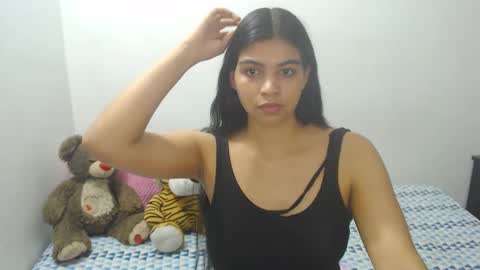 Snapshot of pocahontas_princess__ chatting on 03/10/25, 02:59 Pocahontas online show from 03/10/25, 02:59